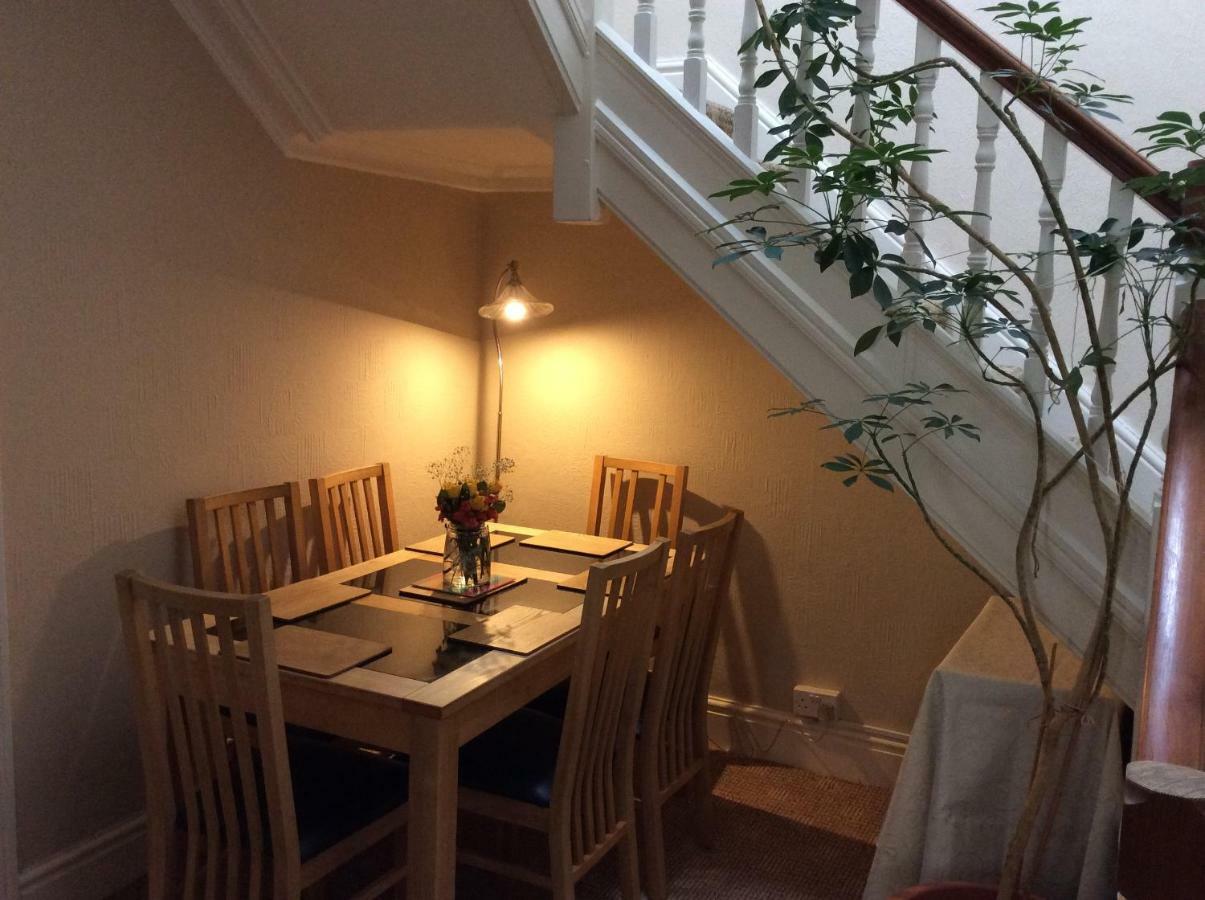 Whitegate Apartment Llandudno Luaran gambar